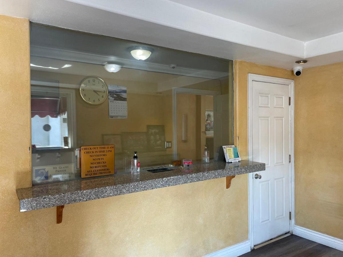 Legacy Inn & Suites Anaheim Eksteriør billede
